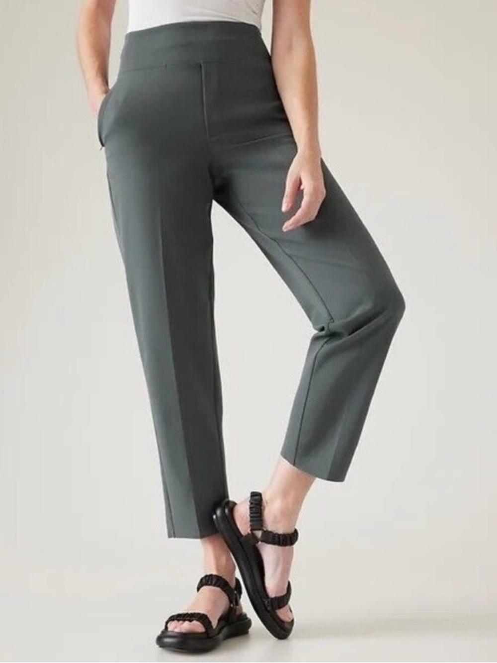 Athleta Endless Pant in Bali Green
